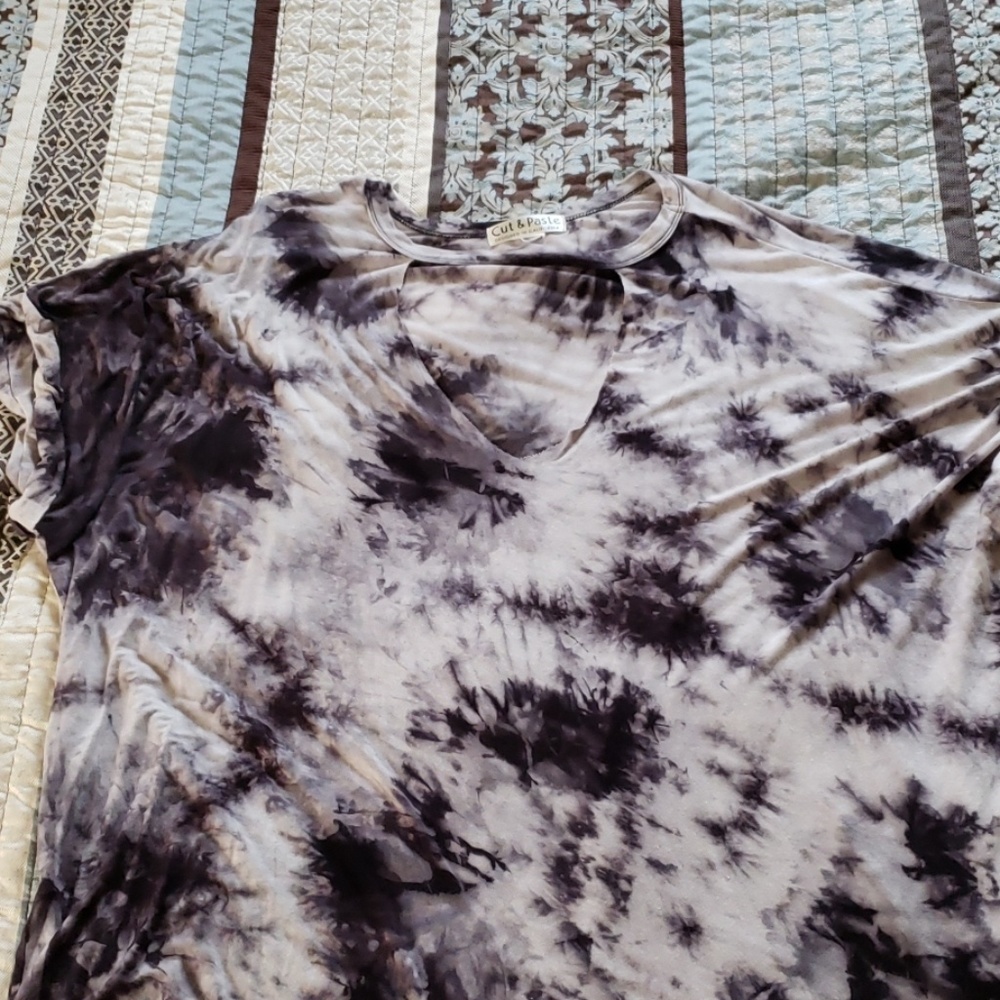 Cut out neckline top
